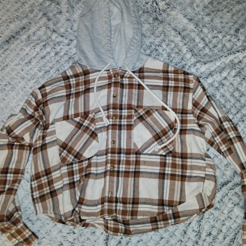 Cropped plaid button up